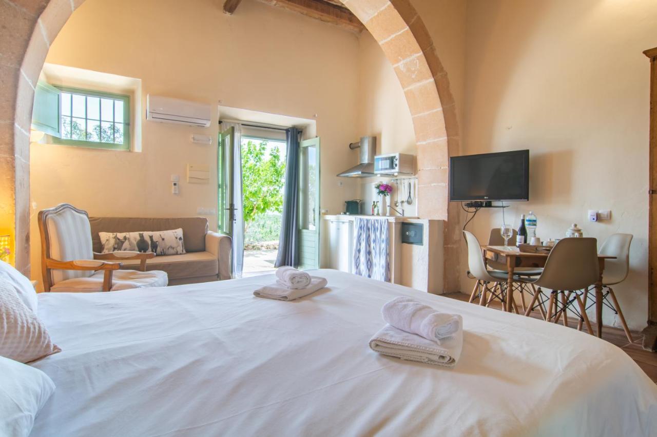 Finca Agroturismo Es Pujol Santanyi Ngoại thất bức ảnh